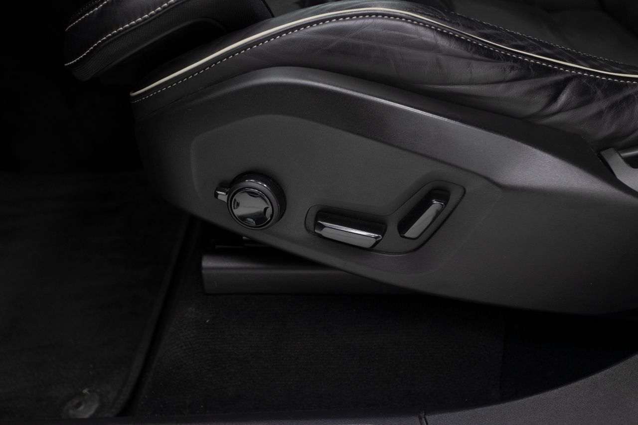 Volvo XC90 2.0 T8 AWD RECHARGE R-DESIGN 287KW  - Foto 34