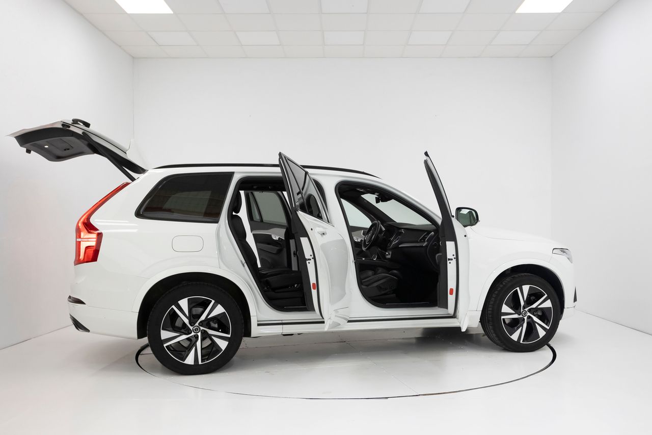 Volvo XC-90 2.0 T8 AWD RECHARGE R-DESIGN 287KW  - Foto 13