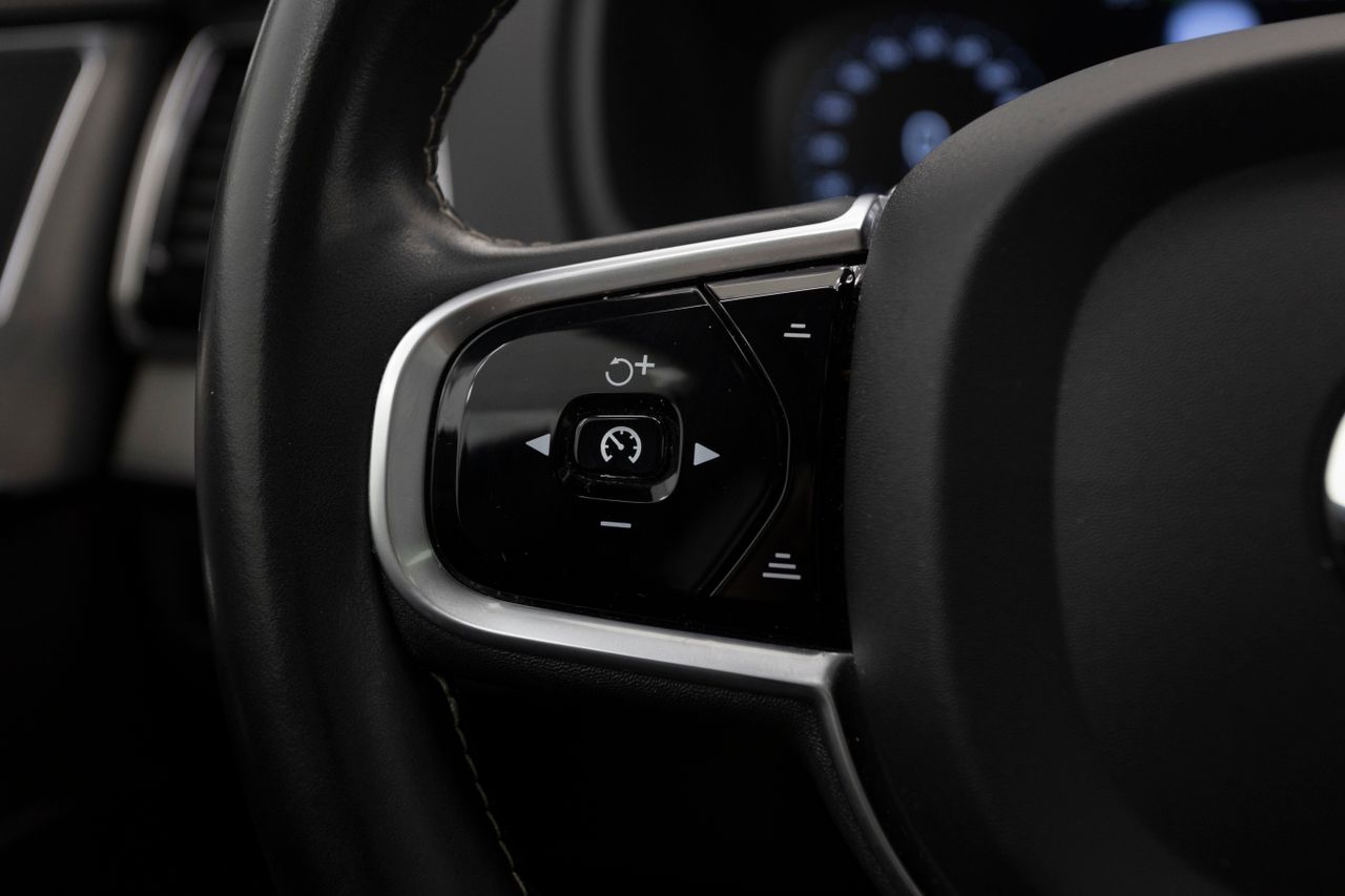 Volvo XC90 2.0 T8 AWD RECHARGE R-DESIGN 287KW  - Foto 36