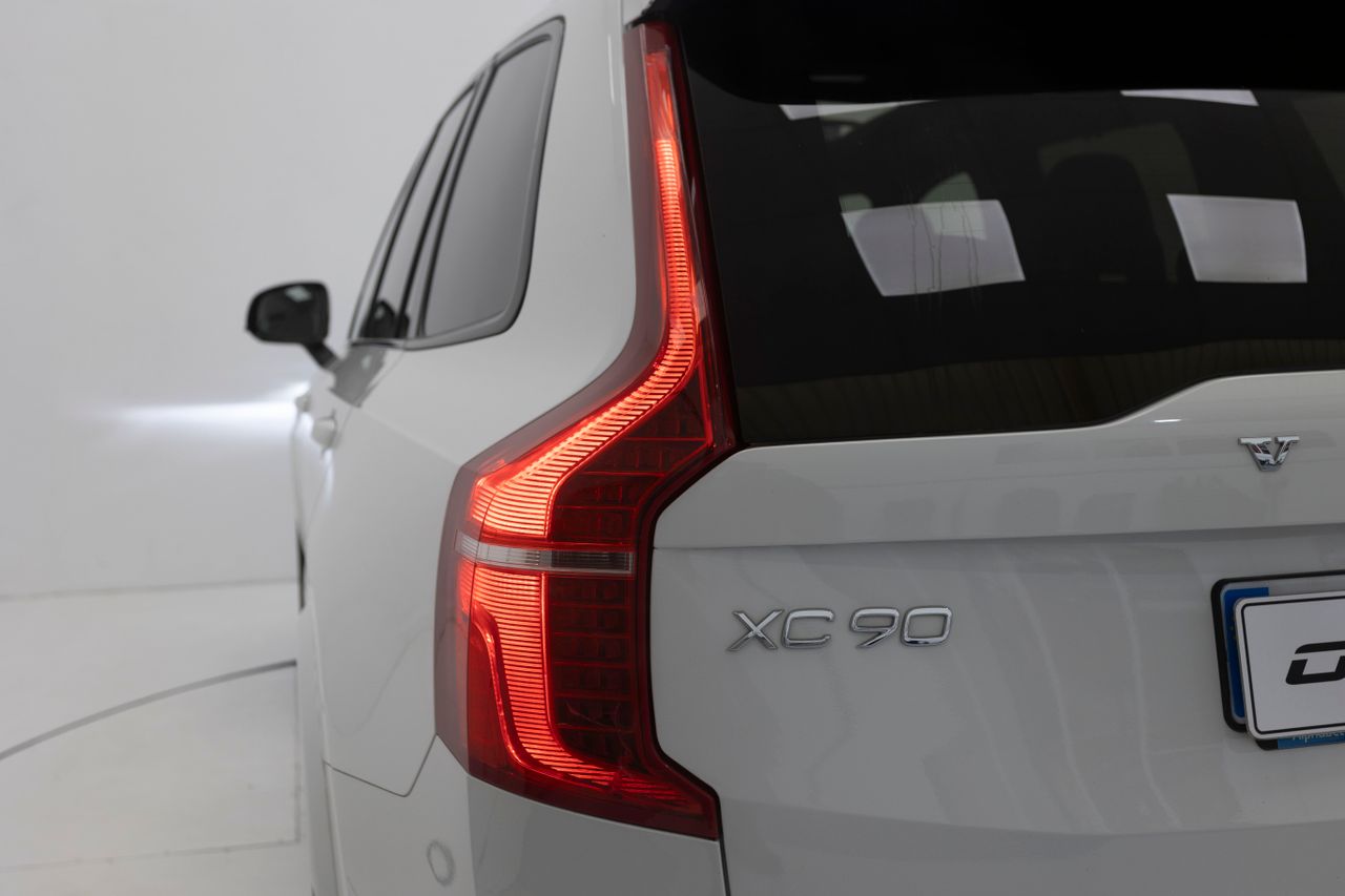 Volvo XC-90 2.0 T8 AWD RECHARGE R-DESIGN 287KW  - Foto 49