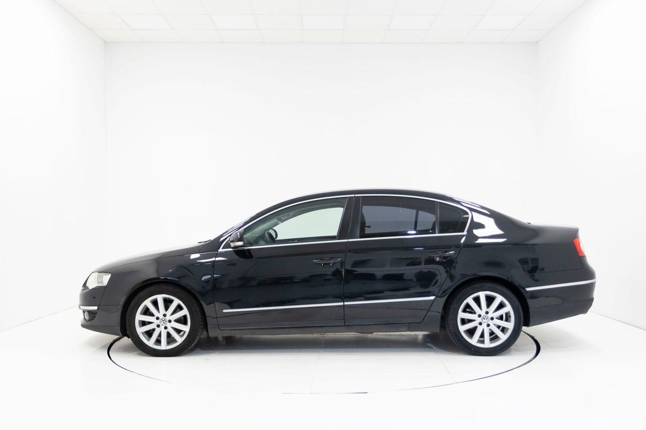 Volkswagen Passat 2.0 TDI 140 cv  - Foto 45