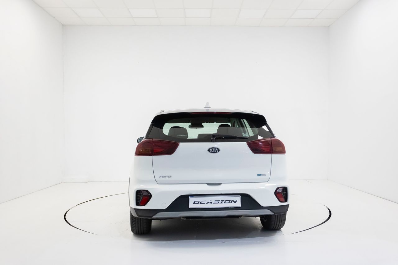Kia Niro 1.6 141 cv AT6 CONCEPT  - Foto 41