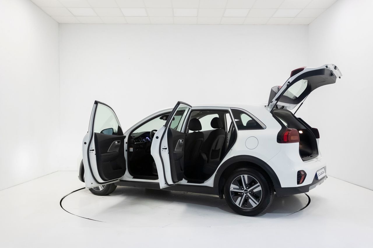 Kia Niro 1.6 141 cv AT6 CONCEPT  - Foto 24