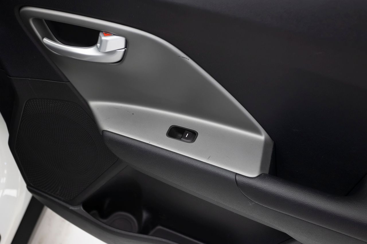 Kia Niro 1.6 141 cv AT6 CONCEPT  - Foto 21