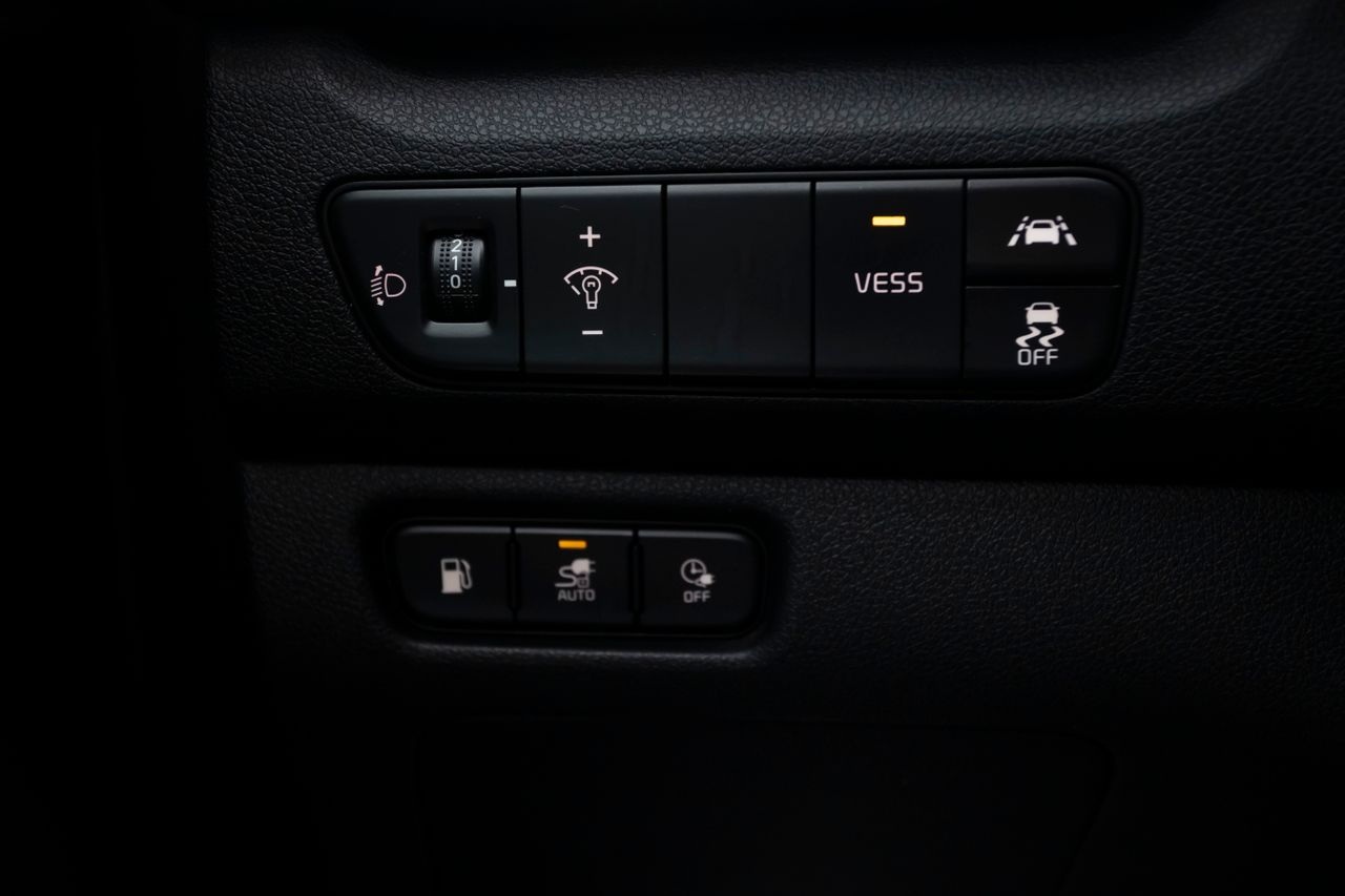 Kia Niro 1.6 141 cv AT6 CONCEPT  - Foto 28