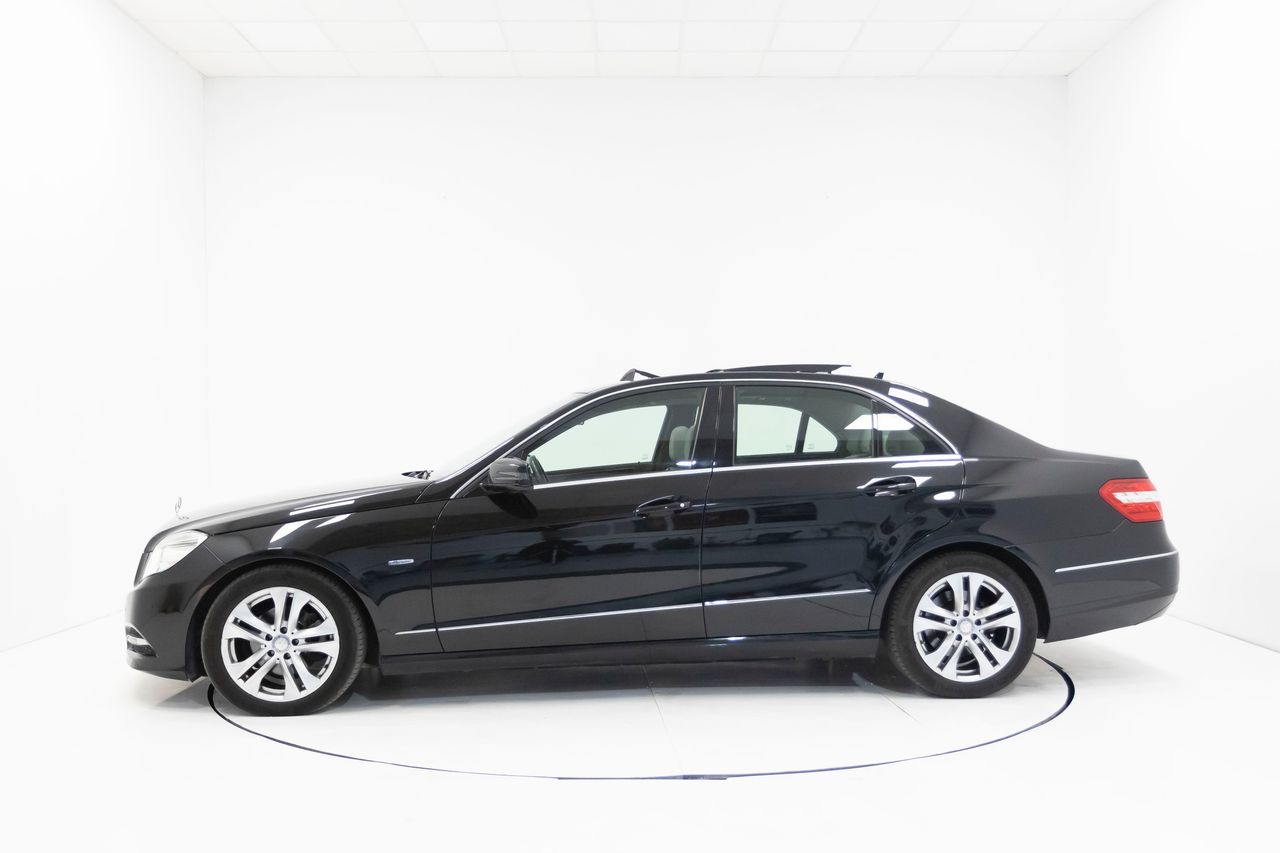 Mercedes Clase E CDI AVANTGARDE 2.2 BlueEFFICIENCY 170 cv  - Foto 54