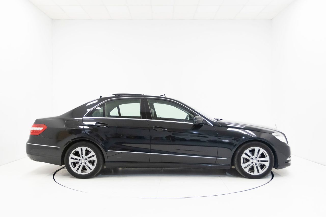 Mercedes Clase E CDI AVANTGARDE 2.2 BlueEFFICIENCY 170 cv  - Foto 53