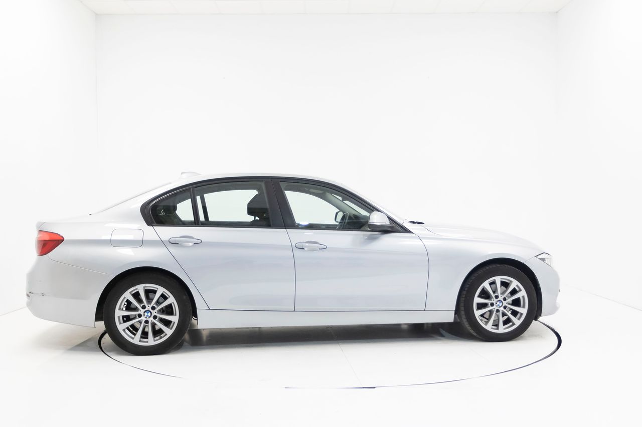 BMW Serie 3 318D AUTO 150 cv 2.0D  - Foto 47