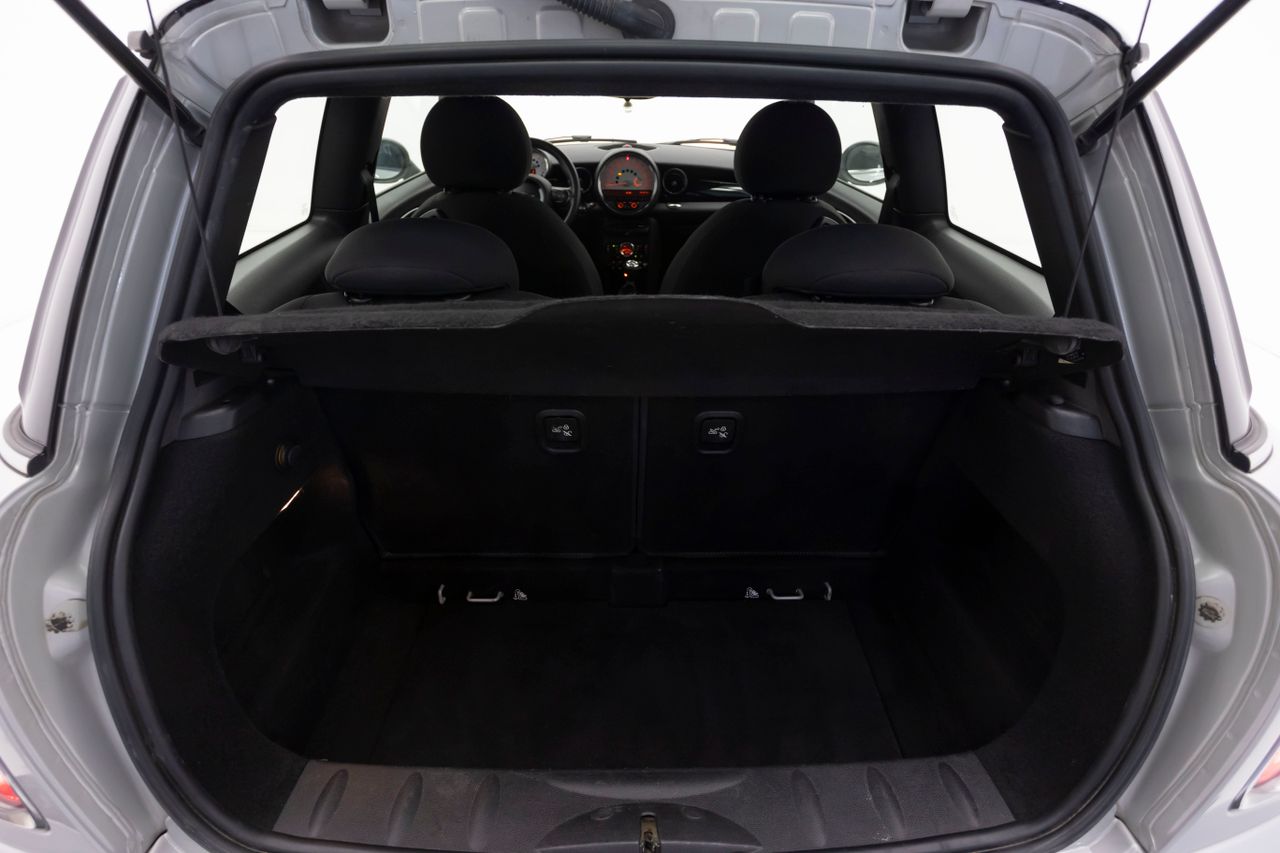 MINI Cooper 1.6 D 115 cv  - Foto 12