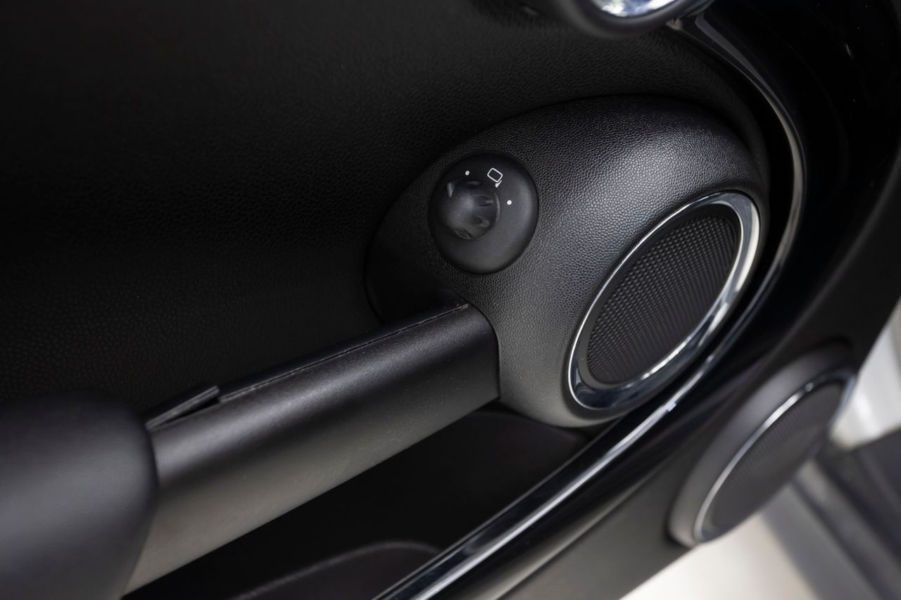 MINI Cooper 1.6 D 115 cv  - Foto 20