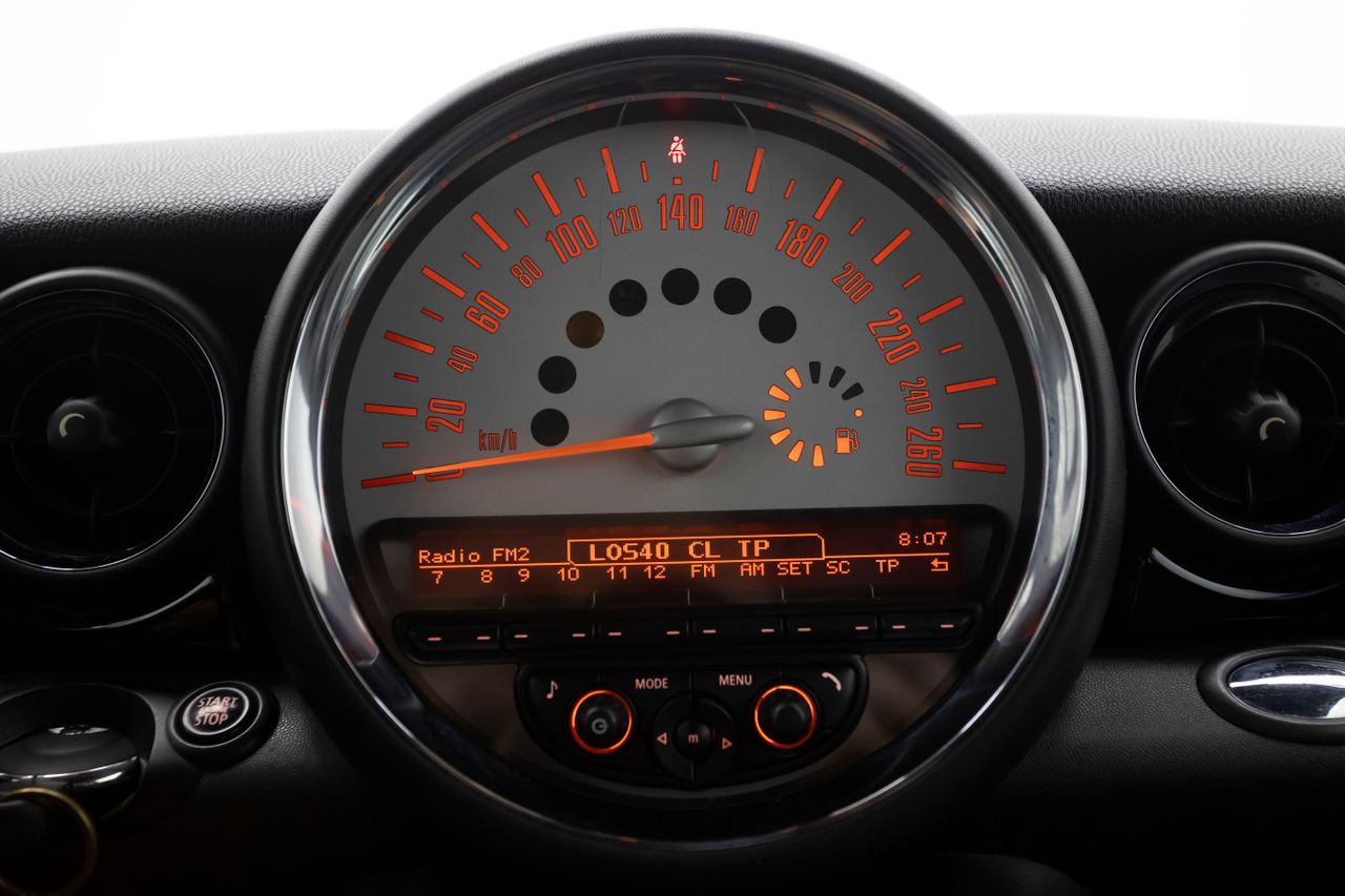 MINI Cooper 1.6 D 115 cv  - Foto 6