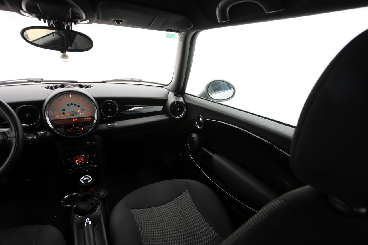 MINI Cooper D 1.6 D 115 cv  - Foto 14