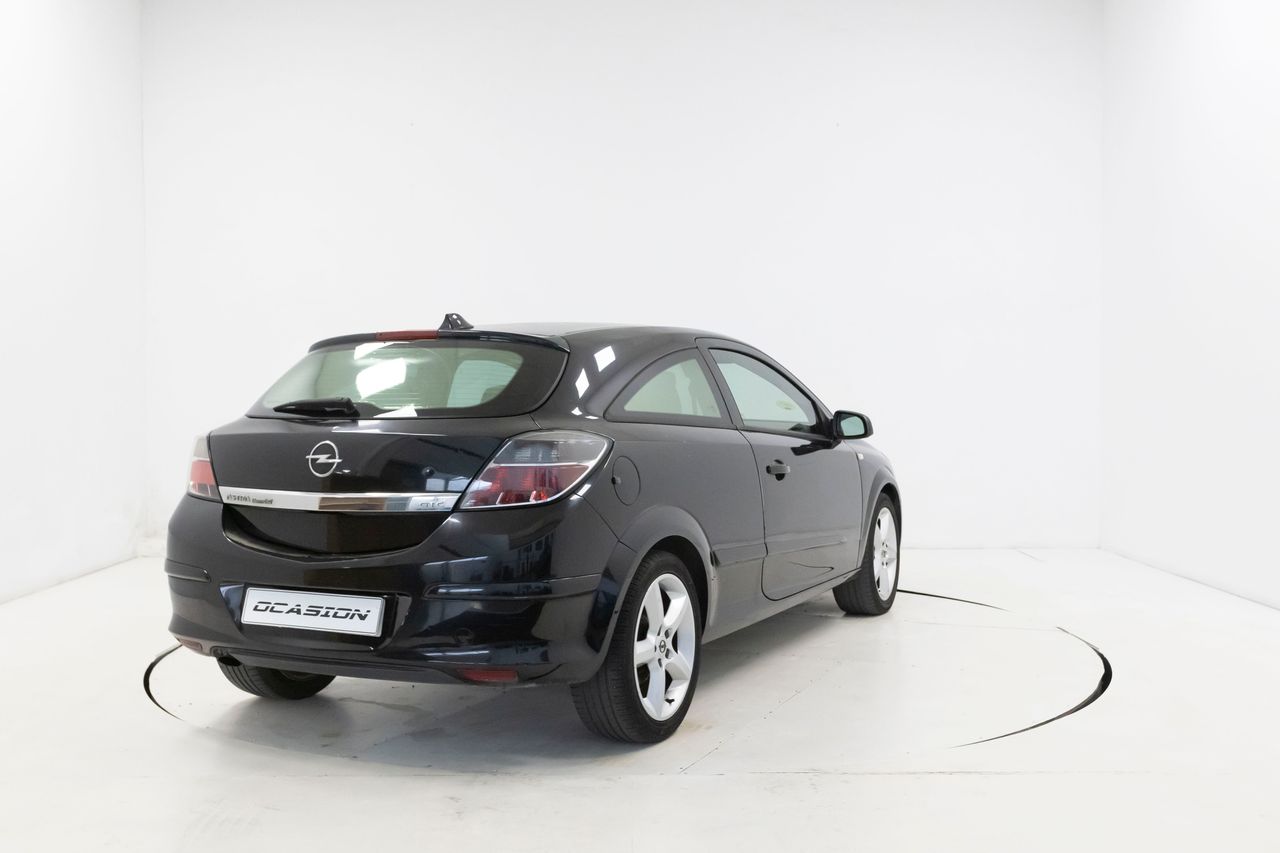 Opel Astra GTC 1.9CDTI 120cv  - Foto 3