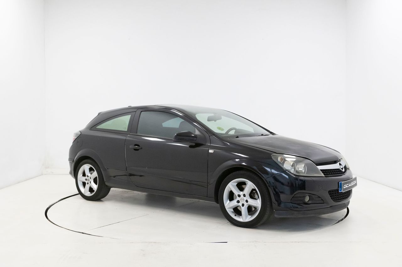 Opel Astra GTC 1.9CDTI 120cv  - Foto 35