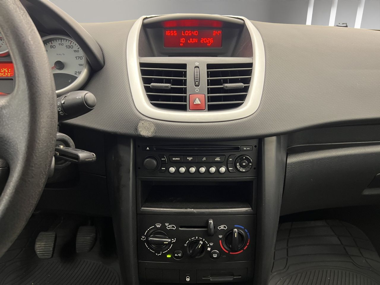 Peugeot 207 1.4 75 cv - Foto 17