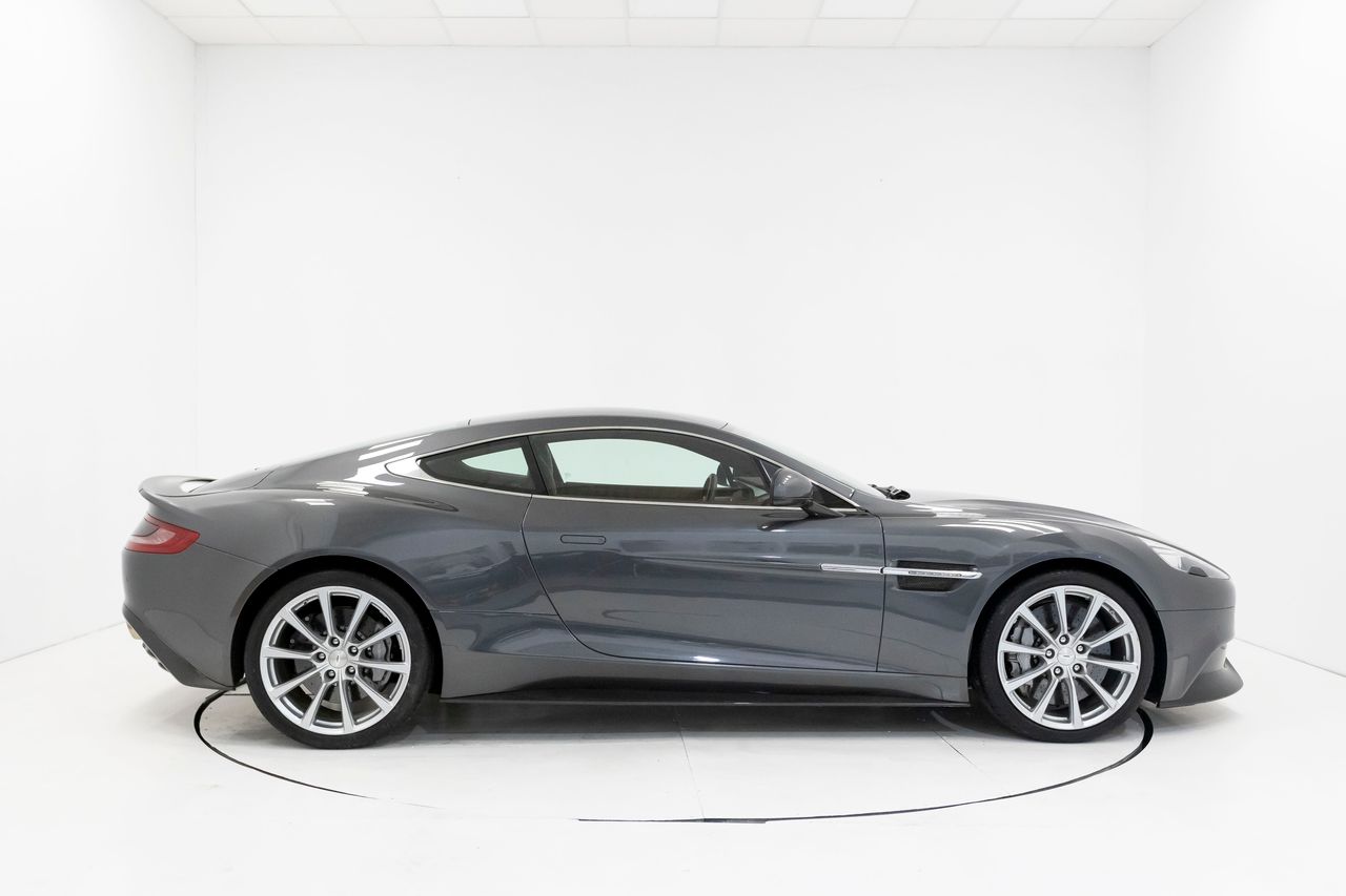 Aston martin Vanquish V12 6.0 575 cv AM29  - Foto 50