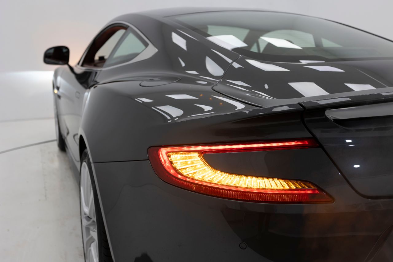 Aston martin Vanquish V12 6.0 575 cv AM29  - Foto 46