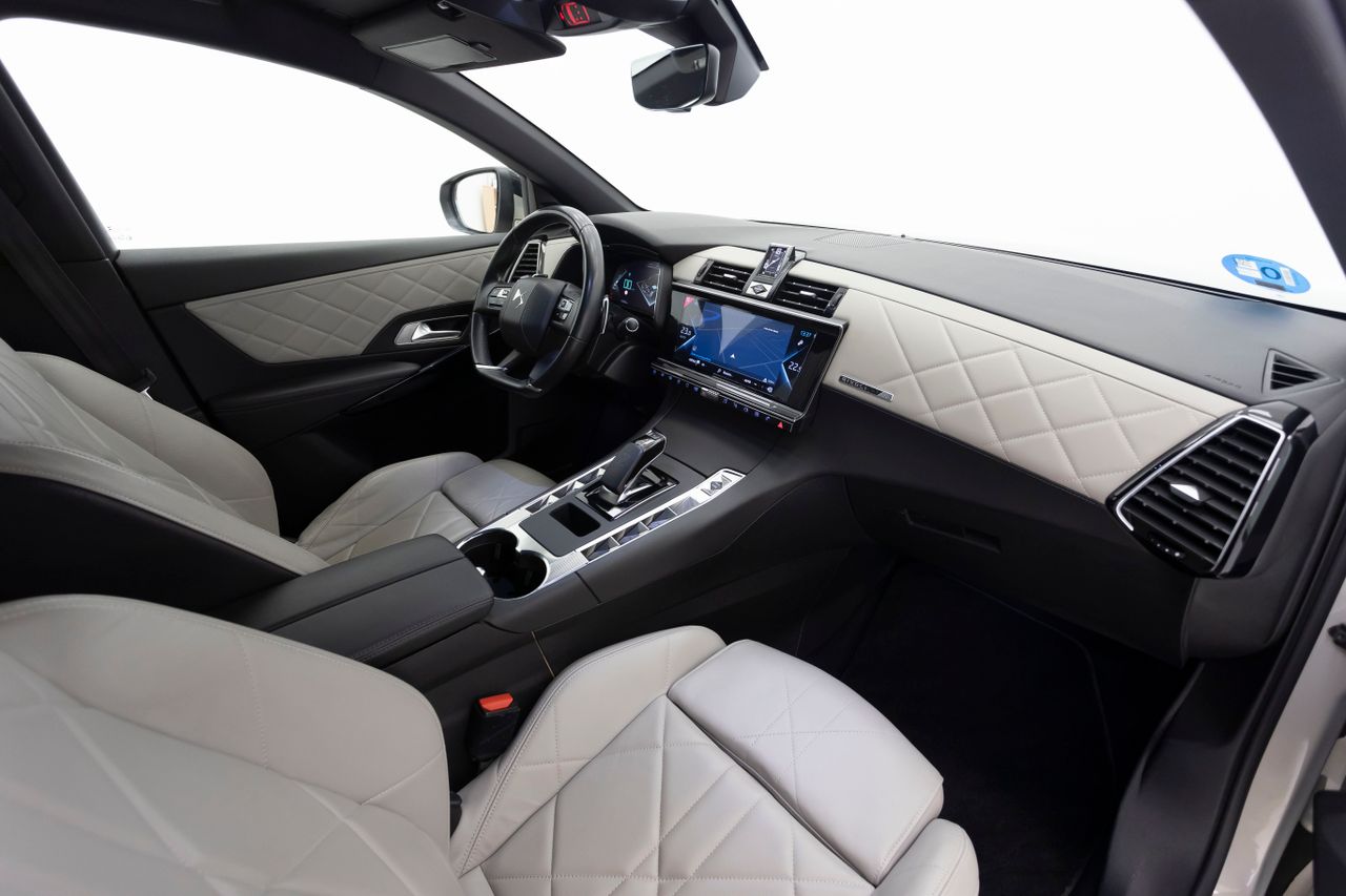 DS DS 7 1.6 E-TENSE 300 cv GRAND CHIC AUTO 4WD RIVOLI  - Foto 24