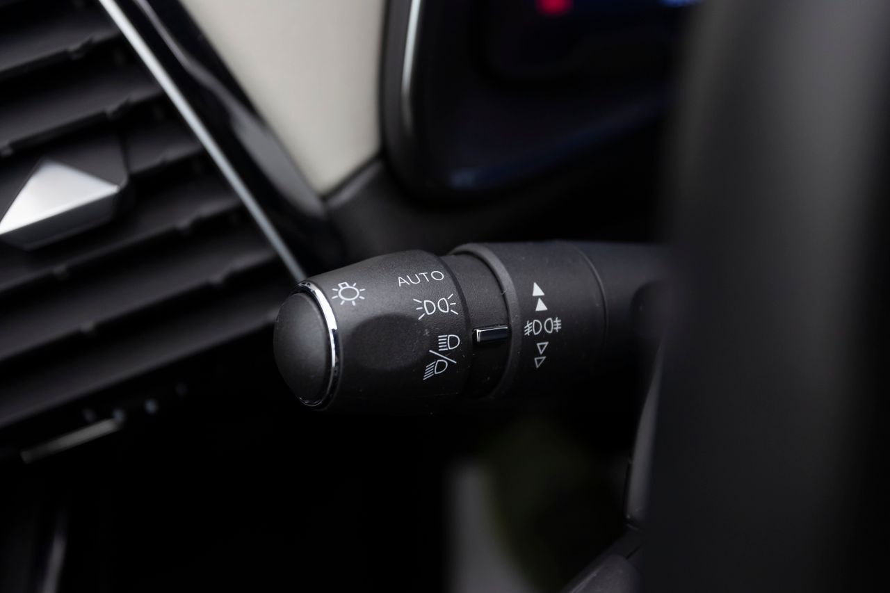 DS DS 7 1.6 E-TENSE 300 cv GRAND CHIC AUTO 4WD RIVOLI  - Foto 36