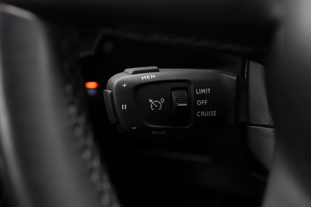 DS DS 7 1.6 E-TENSE 300 cv GRAND CHIC AUTO 4WD RIVOLI  - Foto 8