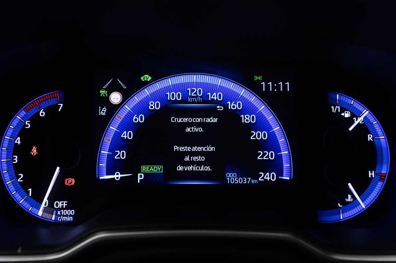 Toyota Corolla Sedán 125H 1.8 122 cv  - Foto 34