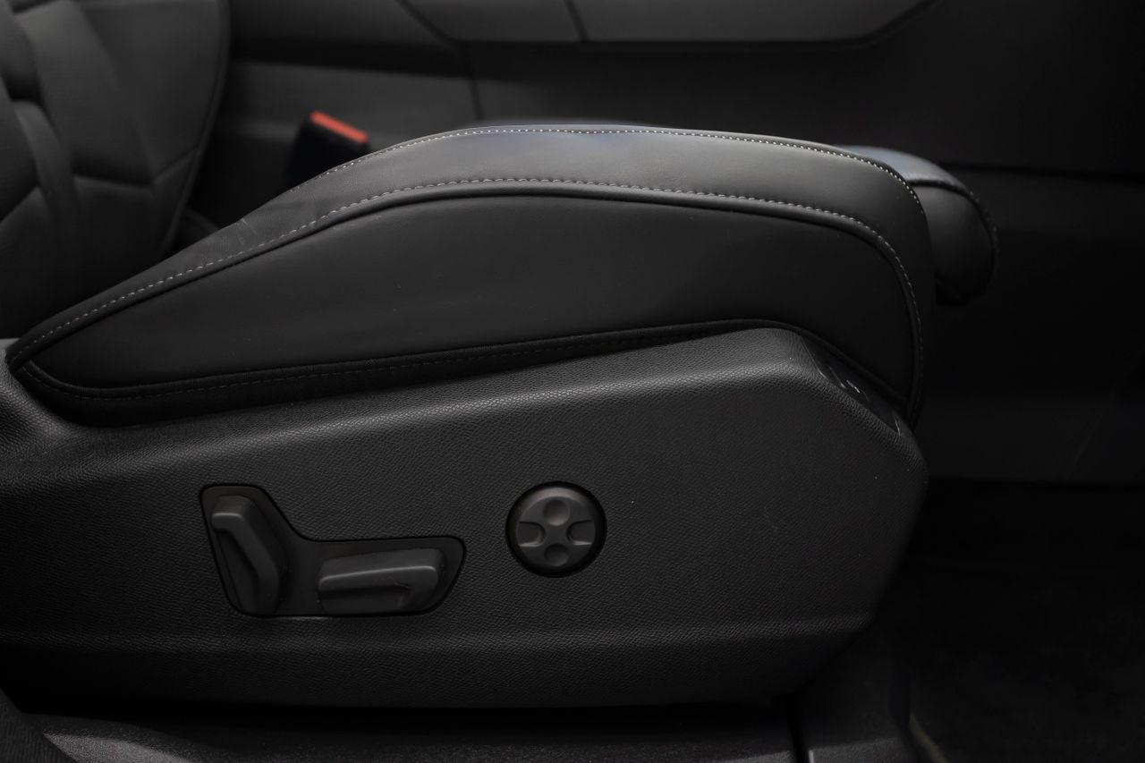 DS Automobiles DS 7 Crossback  E-TENSE 4X2 RIVOLI+ 1.6 225 cv AT8 E6D  - Foto 26