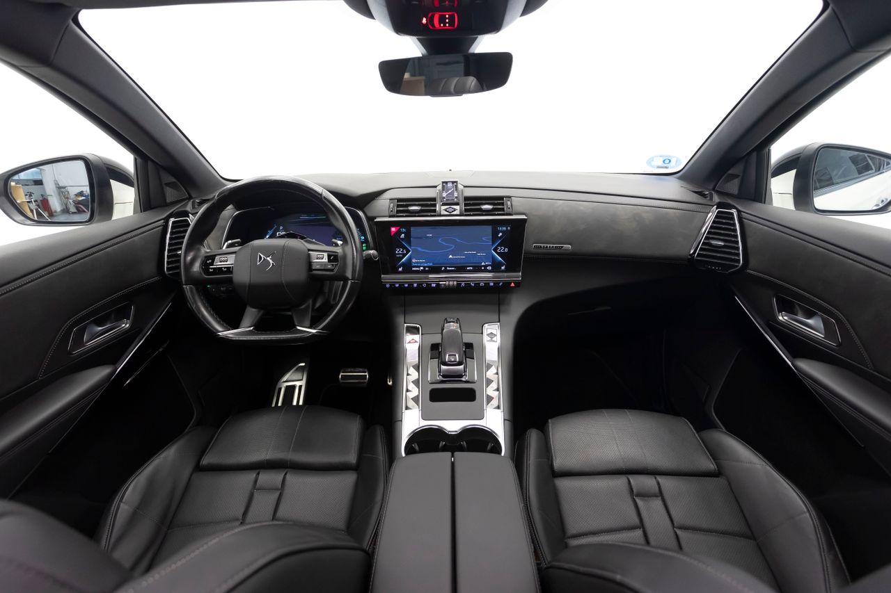 DS Automobiles DS 7 Crossback  E-TENSE 4X2 RIVOLI+ 1.6 225 cv AT8 E6D  - Foto 5
