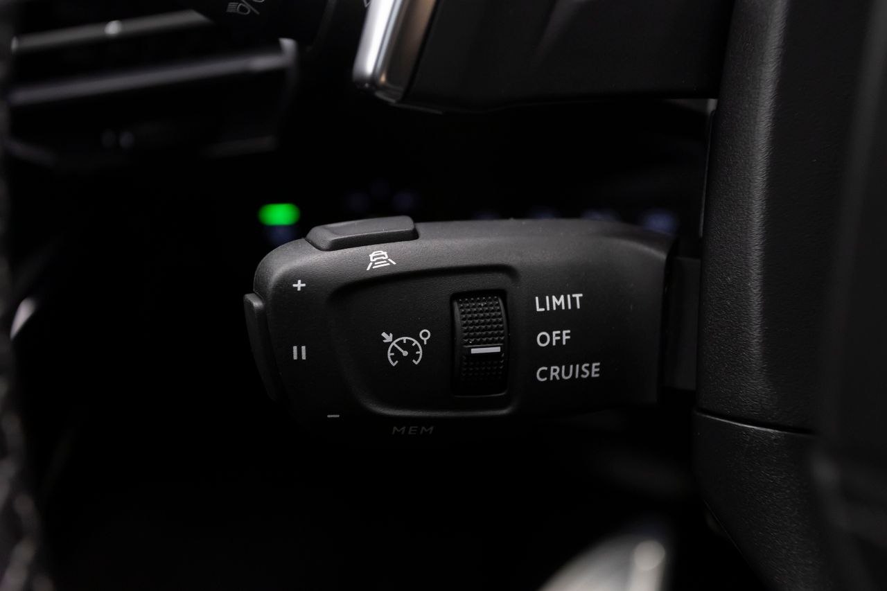 DS Automobiles DS 7 Crossback  E-TENSE 4X2 RIVOLI+ 1.6 225 cv AT8 E6D  - Foto 10