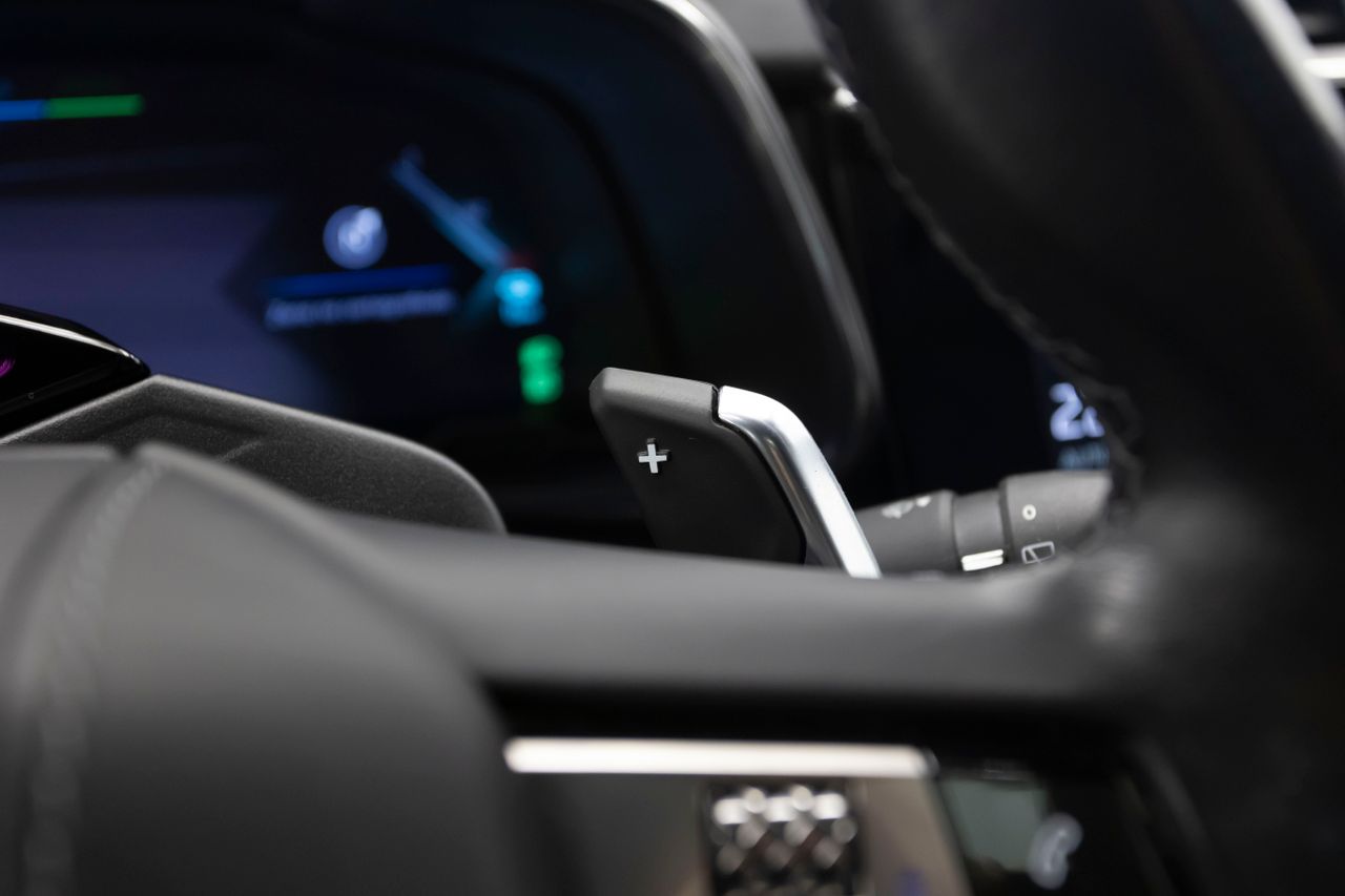 DS Automobiles DS 7 Crossback  E-TENSE 4X2 RIVOLI+ 1.6 225 cv AT8 E6D  - Foto 35