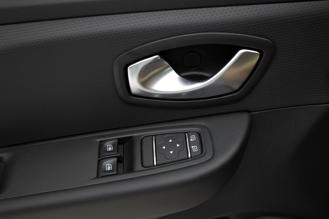 Renault Clio 900 TCe 76cv  - Foto 25