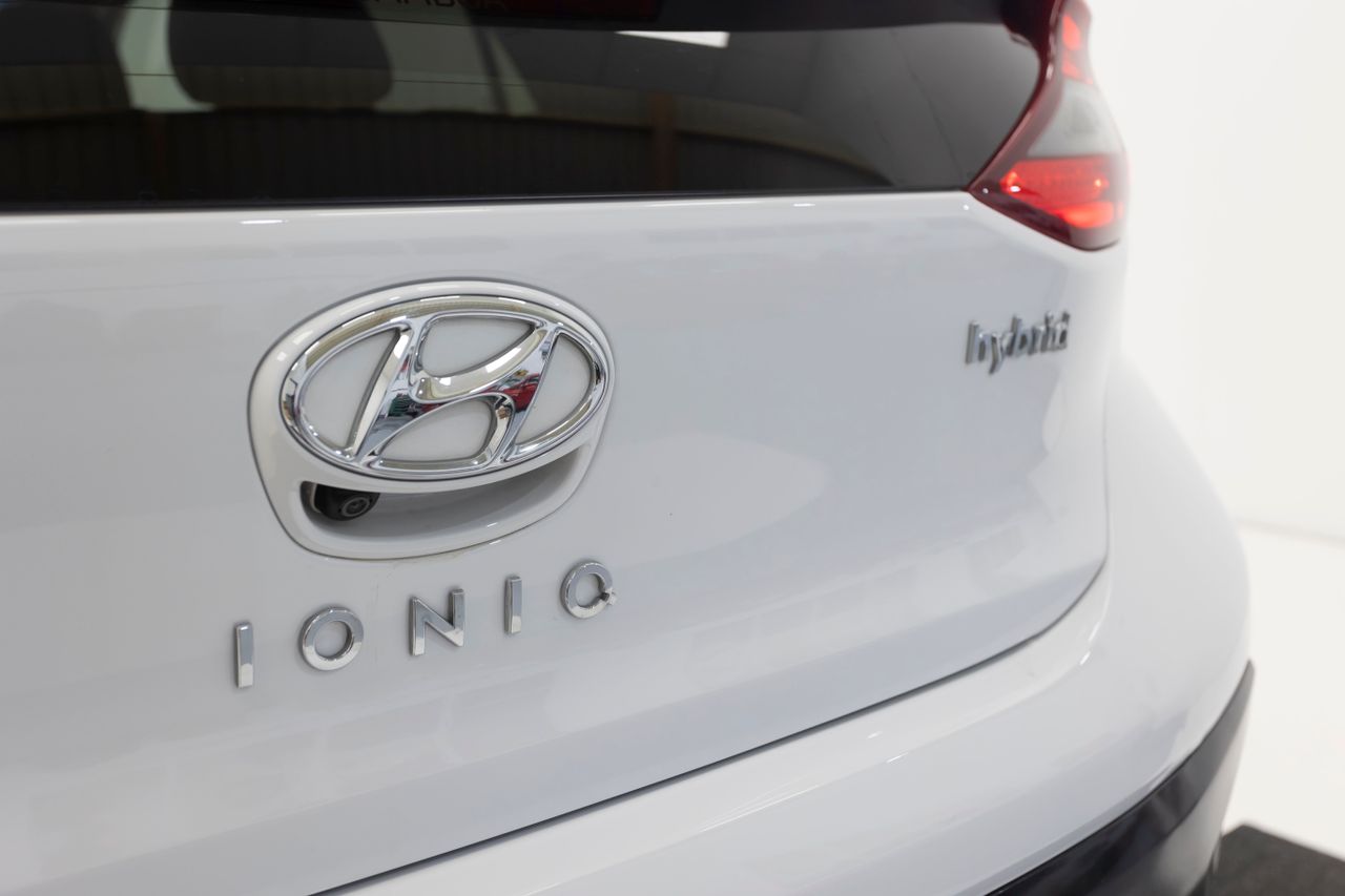 Hyundai IONIQ TECNO HYBRID 1.6 GDI 141 cv AT6 E6DT  - Foto 48