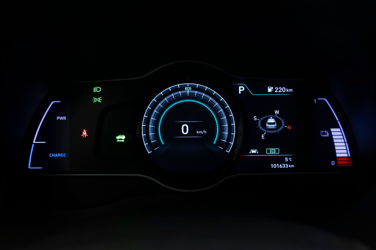 Hyundai Kona ELÉCTRICO 150KW (204 cv) TECNO  - Foto 38