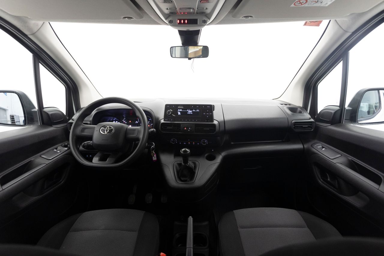 Toyota Proace City VERSO 1.5D 102 cv  - Foto 4