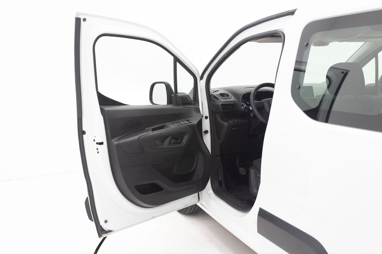 Toyota Proace City VERSO 1.5D 102 cv  - Foto 19