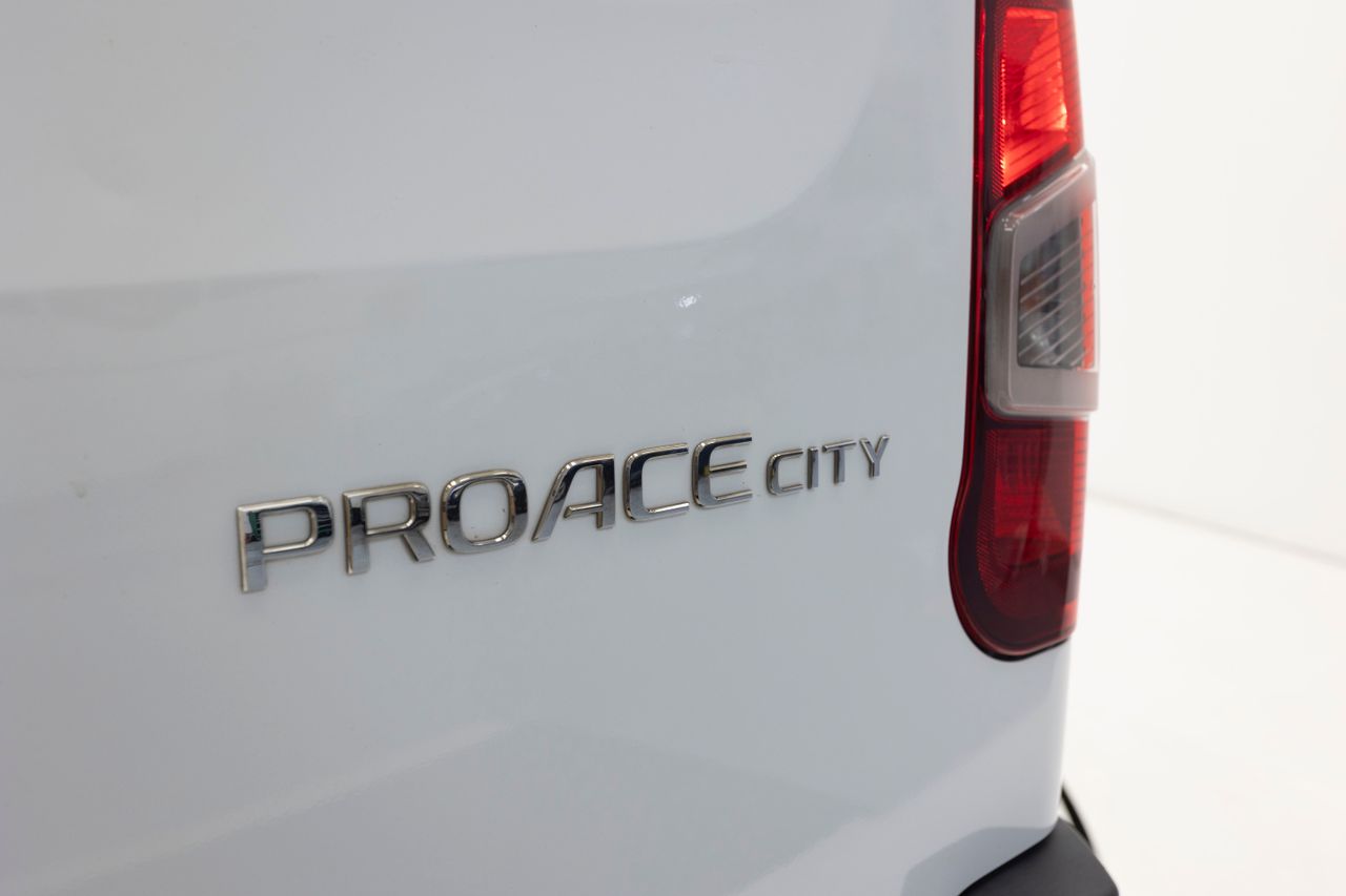 Toyota Proace City VERSO 1.5D 102 cv  - Foto 32