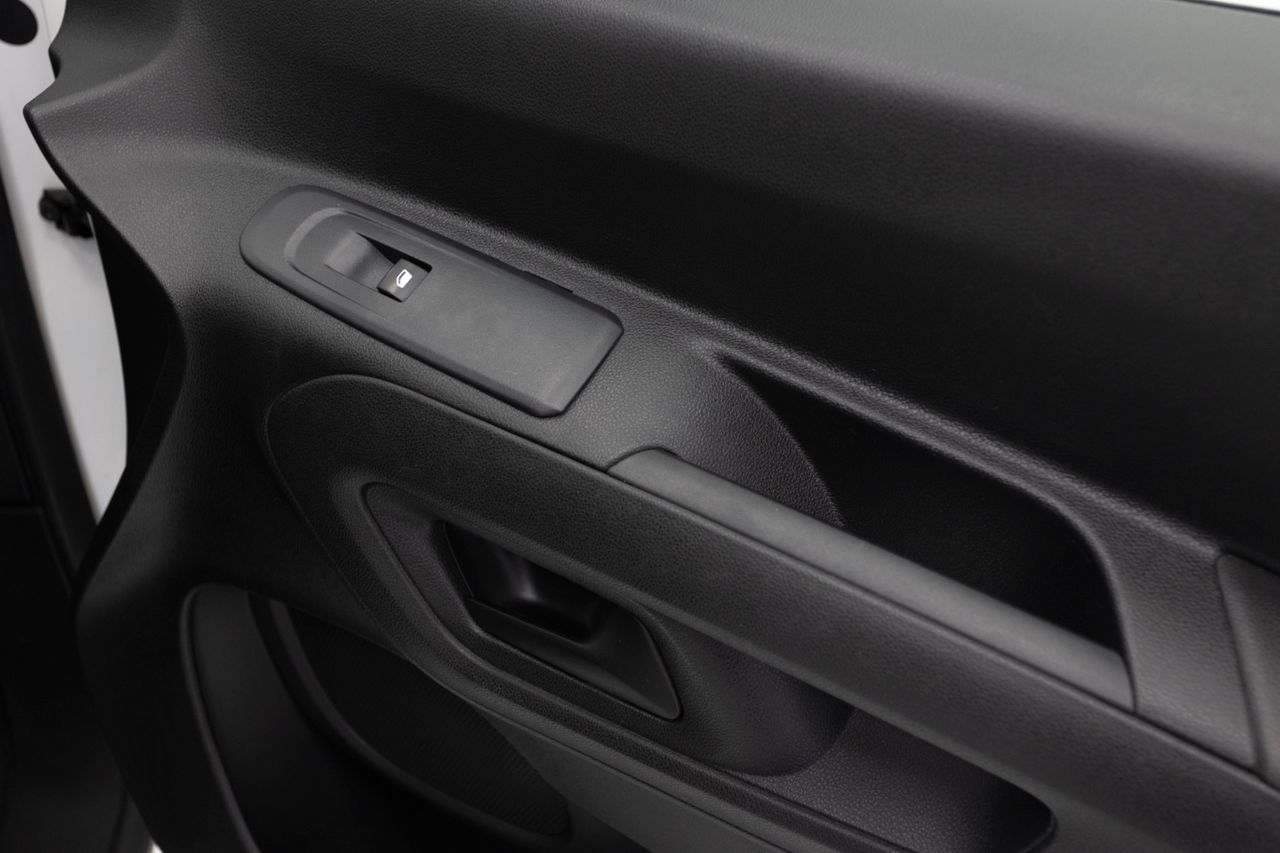 Toyota Proace City VERSO 1.5D 102 cv  - Foto 16