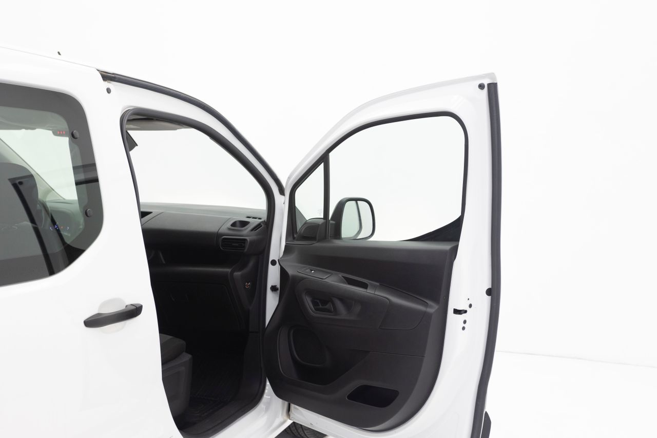 Toyota Proace City VERSO 1.5D 102 cv  - Foto 15