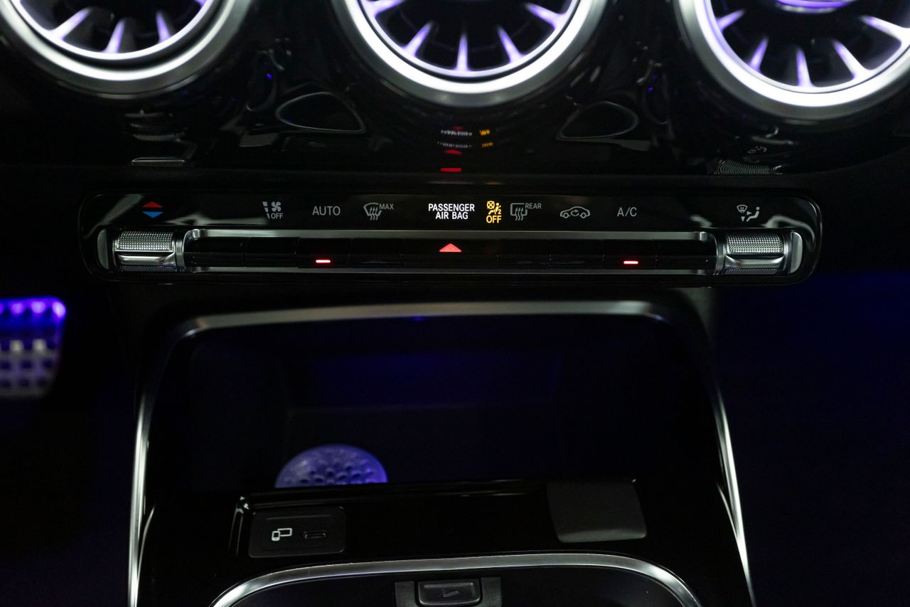 Mercedes Clase A 35 EDITION 2.0 306 cv AMG 4 MATIC  - Foto 25