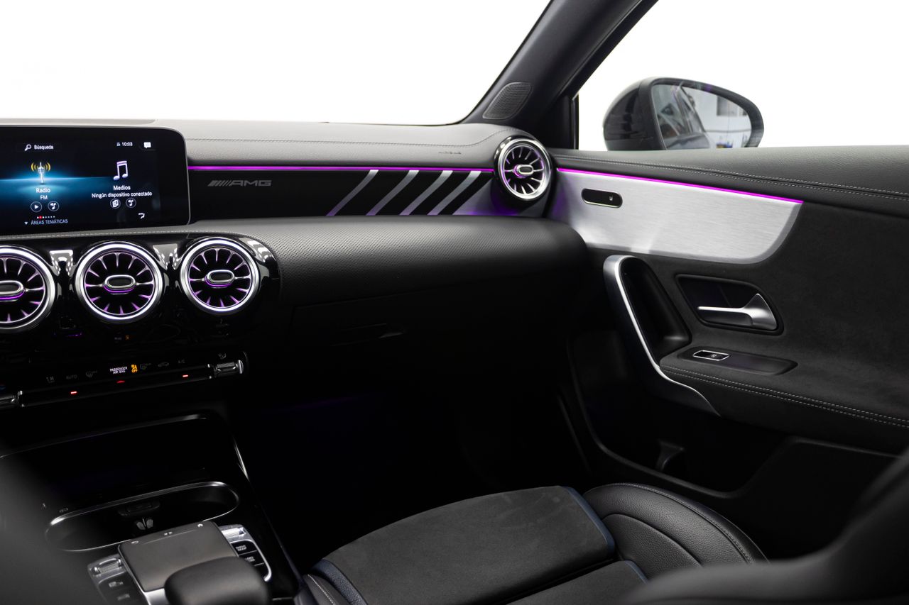 Mercedes Clase A 35 EDITION 2.0 306 cv AMG 4 MATIC  - Foto 21