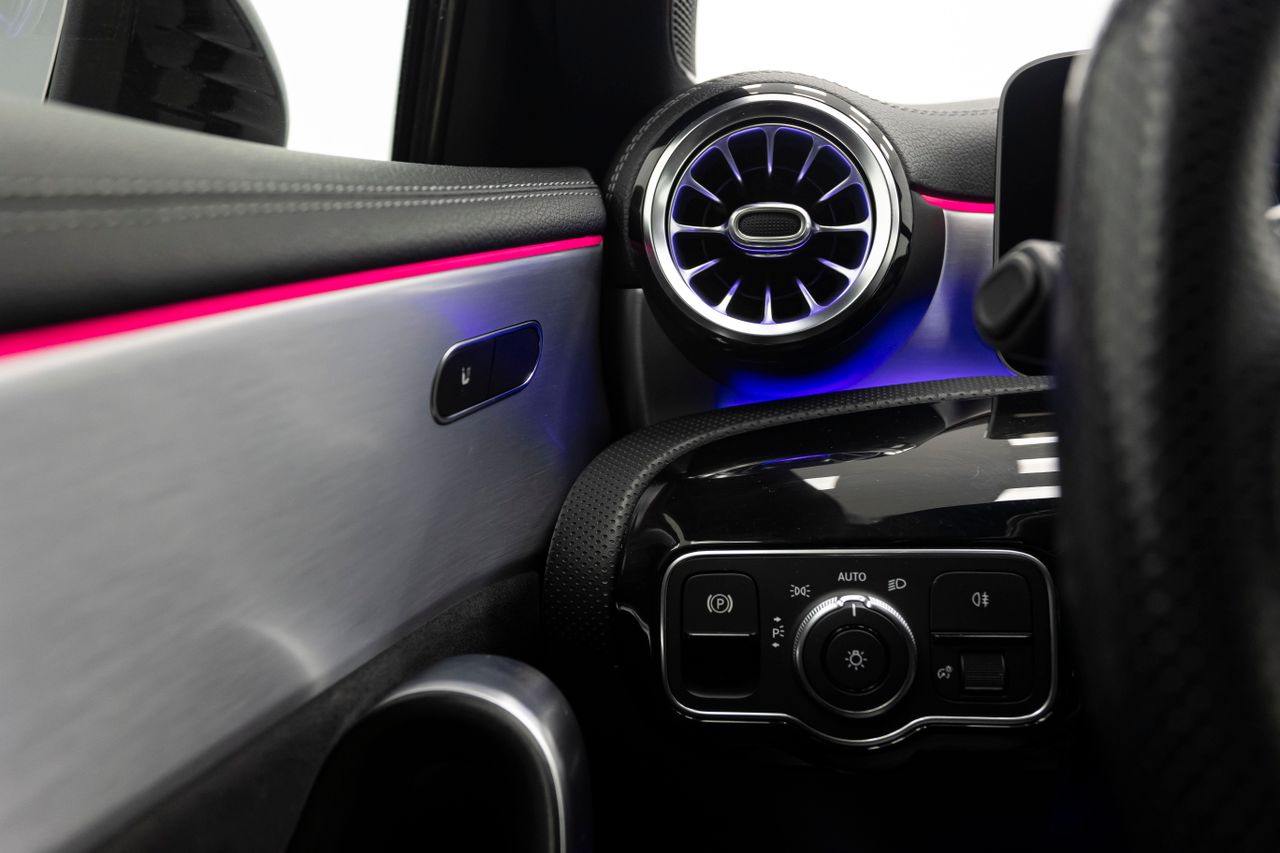 Mercedes Clase A 35 EDITION 2.0 306 cv AMG 4 MATIC  - Foto 7