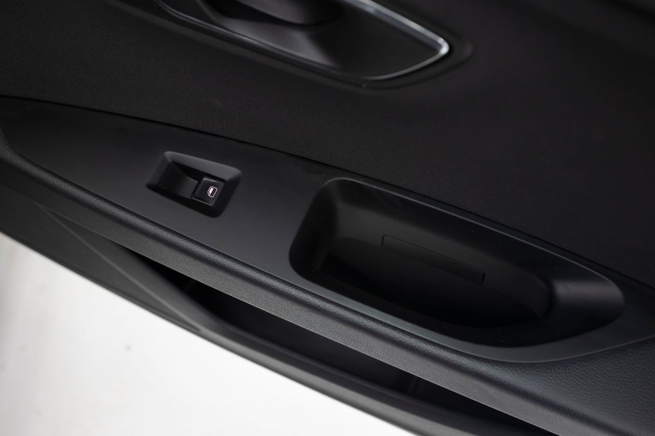 Seat Leon 1.6 TDI 105 cv  - Foto 19