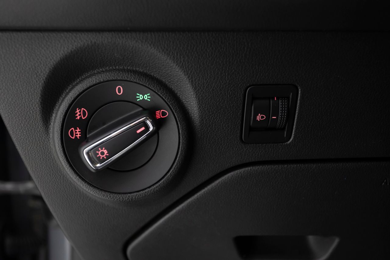 Seat Leon 1.6 TDI 105 cv  - Foto 26