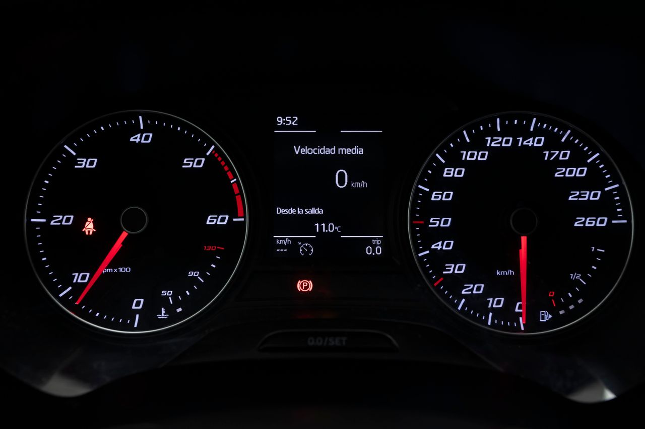 Seat Leon 1.6 TDI 105 cv  - Foto 29