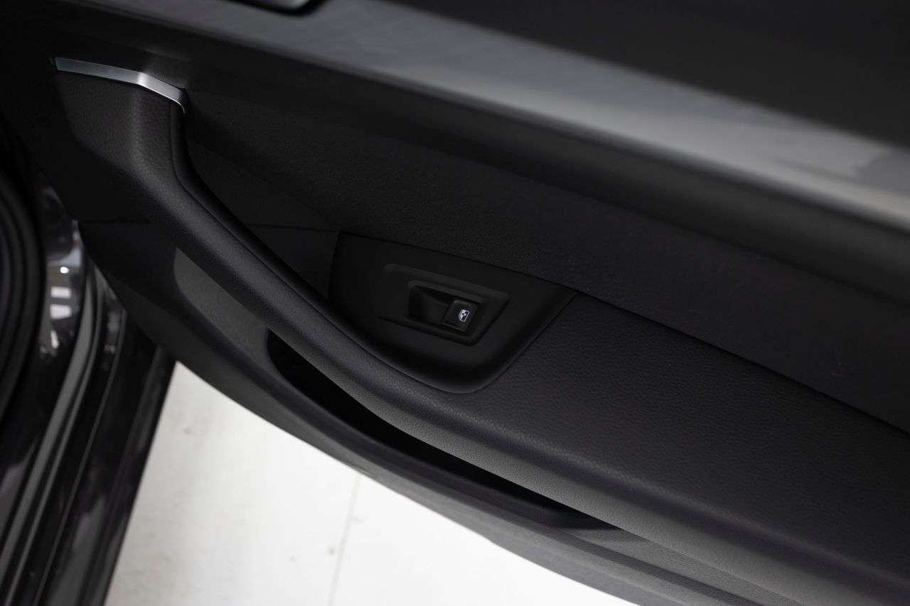 Volkswagen Passat 2.0 TDI 150 cv DSG EXECUTIVE  - Foto 15