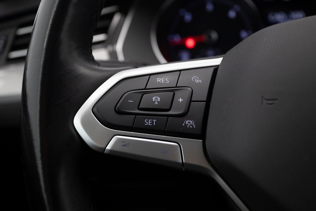 Volkswagen Passat 2.0 TDI 150 cv DSG EXECUTIVE  - Foto 31