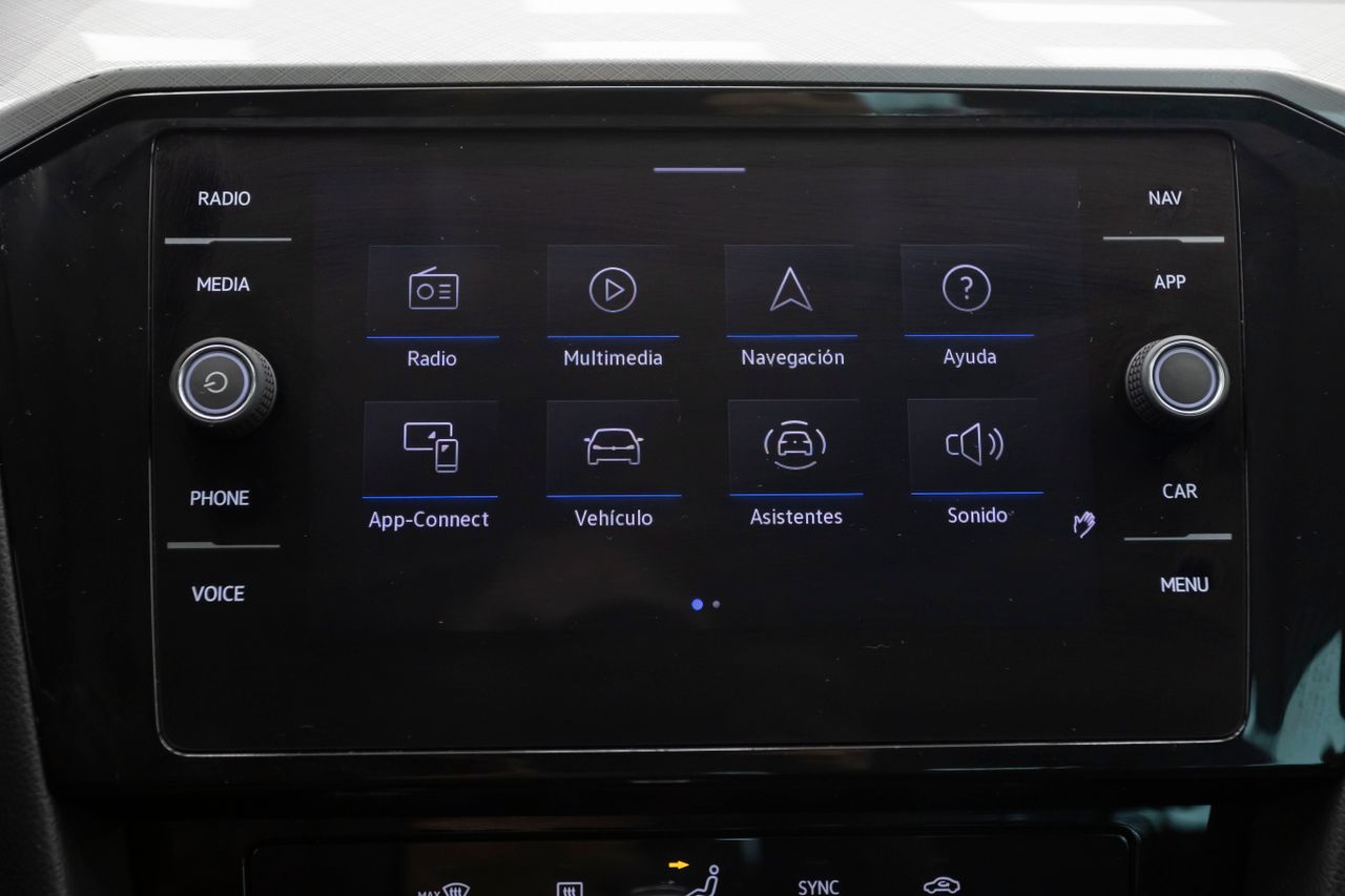 Volkswagen Passat 2.0 TDI 150 cv DSG EXECUTIVE  - Foto 39