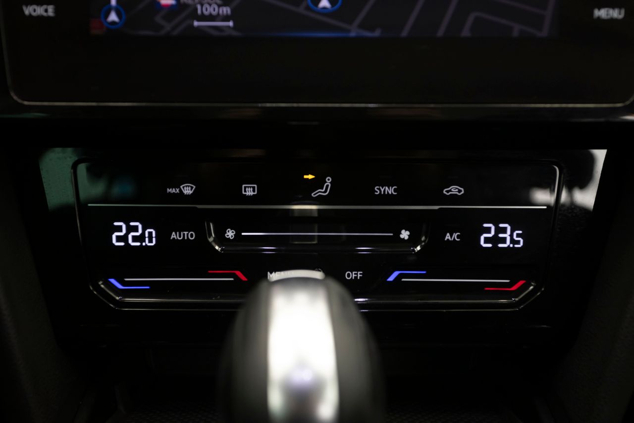 Volkswagen Passat 2.0 TDI 150 cv DSG EXECUTIVE  - Foto 9