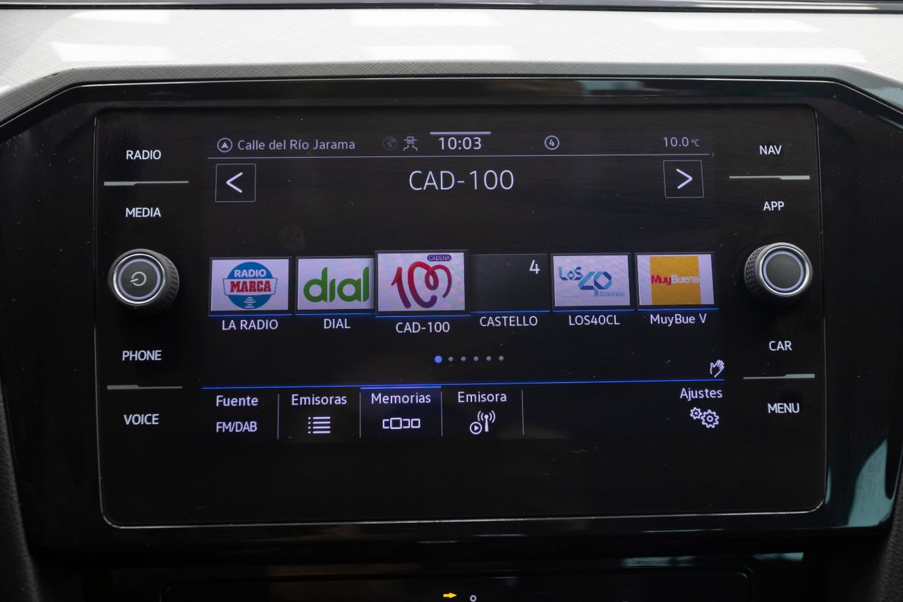 Volkswagen Passat 2.0 TDI 150 cv DSG EXECUTIVE  - Foto 40