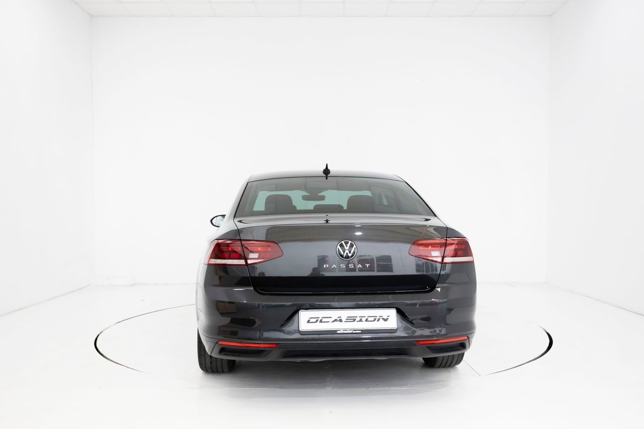 Volkswagen Passat 2.0 TDI 150 cv DSG EXECUTIVE  - Foto 54