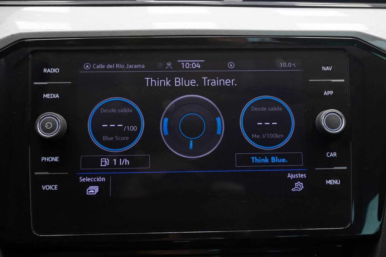 Volkswagen Passat 2.0 TDI 150 cv DSG EXECUTIVE  - Foto 43